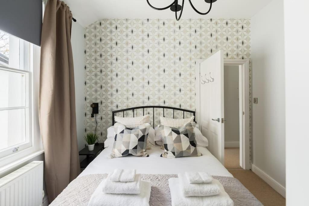 Fabulous Malvern Townhouse Great Malvern Εξωτερικό φωτογραφία